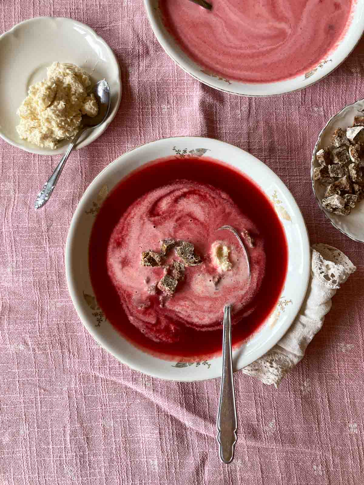 Rote Rüben Suppe mit Kren - Red beet Soup with horseradish.
