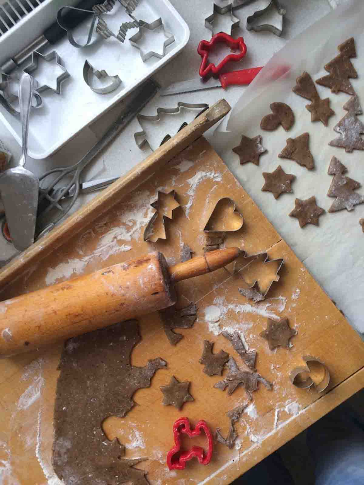 Nürnberger Lebkuchen ausstechen