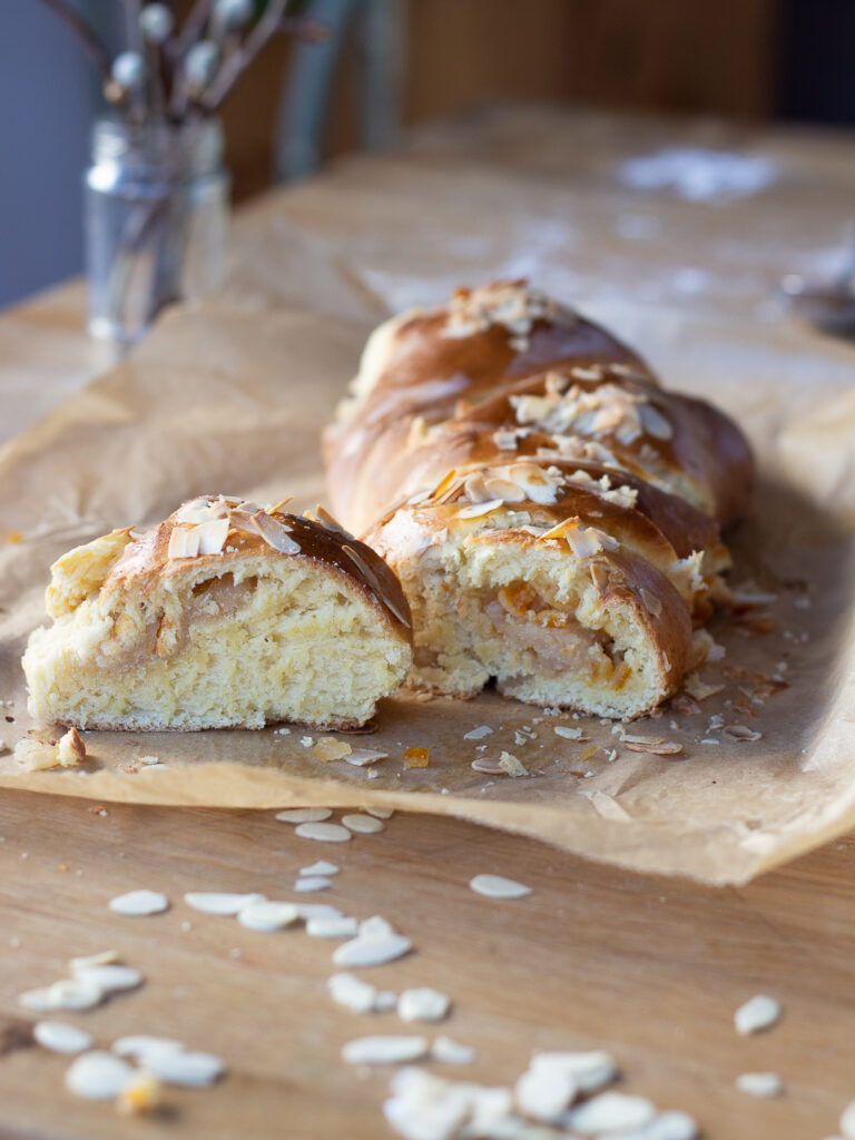 Marzipanstriezel Osterstriezel Striezel Rezept