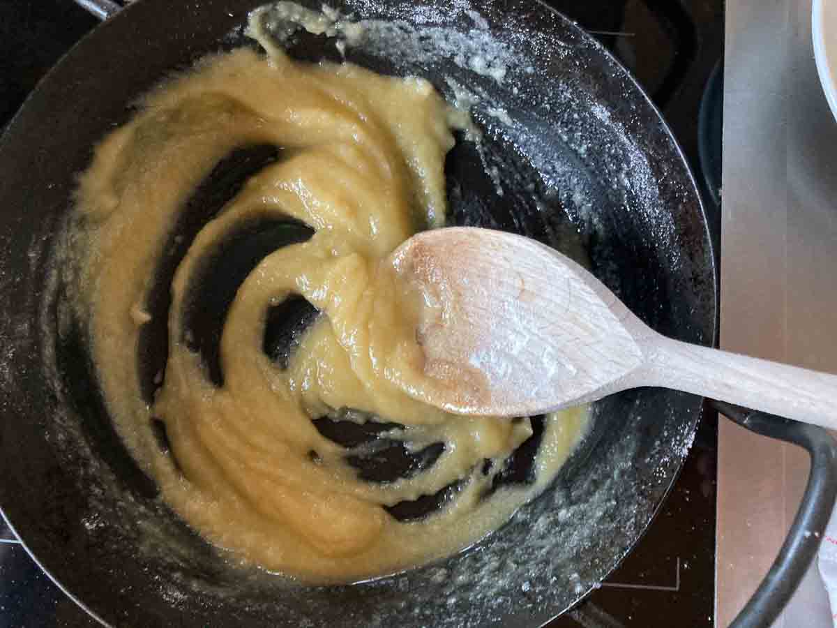 Einmach aus Butter und Mehl