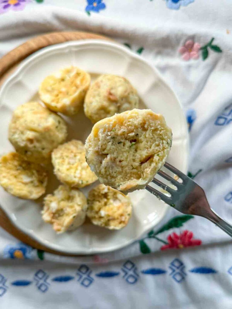 So gelingen die Semmelknödel