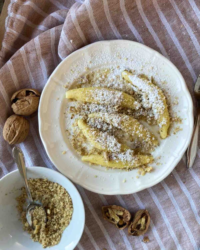 Rezept für Nussnudeln - süße Schupfnudeln mit Walnüssen