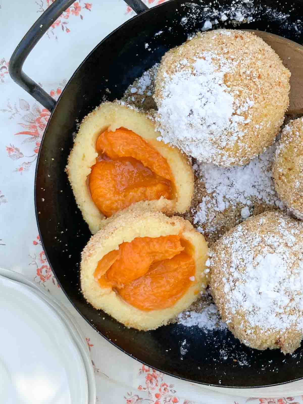 Vegane Marillenknödel aus Kartoffelteig | vegan Apricot Dumplings made from potato dough