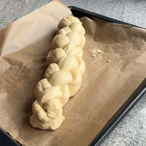 4er Zopf auf Backblech